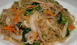 Tuyệt chiêu xào miến cực ngon, không bị dính