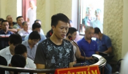 Bầu Trường dọa kiện các cầu thủ Ninh Bình ra tòa