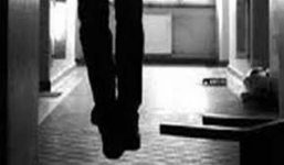 Cha dượng giết con riêng của vợ vì sợ 'gánh nặng”