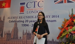 Gái ngoan nói về lối sống “thoáng” bên Tây