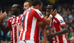 Man City 0-1 Stoke: Man xanh thất thủ tại sân nhà
