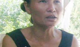 Chuyện tình cô gái bán 'bia ôm' và gã 'bảo kê'