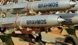 Ấn Độ sắp bán tên lửa siêu thanh, tiêm kích cho Việt Nam