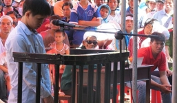 Đâm bác dâu chết rồi dìm đầu vào lu nước để cướp tài sản