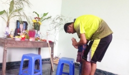 Kỳ nghỉ định mệnh của vợ chồng cô giáo trẻ