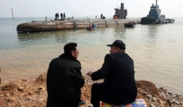 Tàu ngầm Trung Quốc suýt lao xuống vực 3.000 mét dưới đáy biển