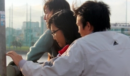 Đang cãi nhau với người yêu, bất ngờ nhảy sông tự tử