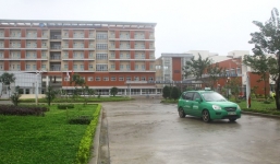 Ăn mì Quảng thịt gà, 7 người nhập viện, 1 người chết