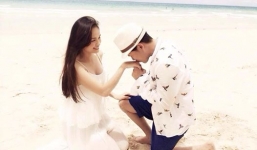 Bạn trai quỳ gối cầu hôn Hoa hậu Diễm Hương