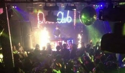 Sáu thanh niên chết ngạt trong quán karaoke