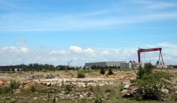 Lãng phí hàng trăm tỷ đồng, dự án vẫn 'đắp chiếu'