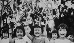 Những hình ảnh về trung thu xưa khiến nhiều người thổn thức