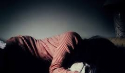 Thầy giáo 68 tuổi 'giở trò đồi bại' với 10 nữ sinh