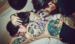 Những thiếu nữ Việt xinh đẹp sở hữu hình xăm 'khủng' 