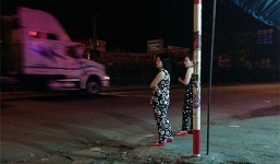 Chợ tình sau 21h ở 'ngã vẫy' Bình Đường