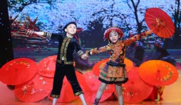 Bước nhảy hoàn vũ nhí 2014 liveshow 3: Rực rỡ với màu sắc dân gian