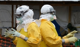 Máu người chữa Ebola trở thành cơn sốt ở chợ đen