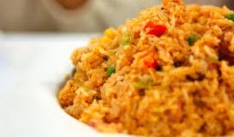 Cách rang cơm trứng cực ngon mà đơn giản