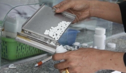 Việt Nam thiếu hụt nguồn tài chính cho phòng chống HIV/AIDS