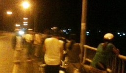 Cô gái lái ôtô nhảy cầu tự tử nhắn bạn bè 'đừng tin đàn ông'