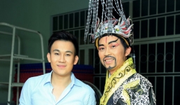 Dương Triệu Vũ chặt chém anh trai Hoài Linh trên sân khấu