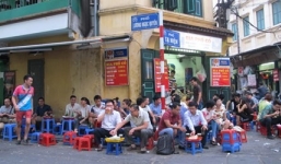 Độc đáo 'Ngã tư quốc tế' giữa lòng phố cổ