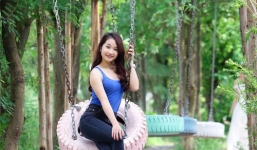 Cô giáo tiểu học có gu ăn mặc sành điệu