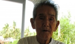 Gặp thầy rắn 93 tuổi từng giáp mặt với rắn hổ mang chúa khổng lồ