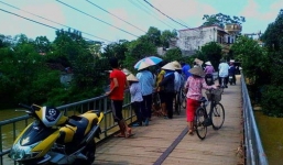 Bản tin 113 – chiều 22/9: Cụ ông 85 tuổi nhảy cầu tự tử…