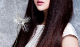 Bảo Anh: 'Tôi vừa đẹp vừa hát hay'