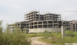 Bệnh viện 40 triệu USD cho… nghiện vào chích hút