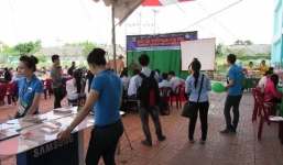 Phương Tùng- Đồng hành cùng ngày hội việc làm cho sinh viên và người lao động Cần Thơ