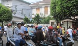 Chồng giết vợ rồi tự tử trước mặt con gái 5 tuổi