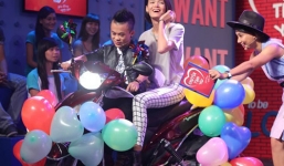 Chuyện tình đũa lệch của chân dài Next Top Model bị ngăn cấm