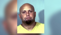 Kẻ đột nhập Nhà Trắng giấu sẵn 800 viên đạn cùng dao, rìu trong xe