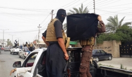 Mỹ lần đầu tiên đưa tên lửa tới tiêu diệt IS tại căn cứ Syria 