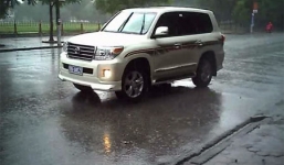  Vụ xe sang đeo biển giả: Ai cấp phép cho cán bộ mua xe?