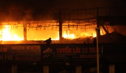 Vụ cháy quán Bar Luxury: Chưa thể khám nghiệm hiện trường