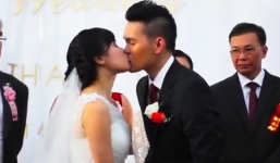 Clip cưới xúc động của cặp đôi khiến hàng triệu trái tim thổn thức