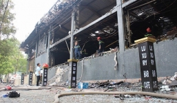 Chùm ảnh quán bar Luxury Hà Nội hoang tàn sau hỏa hoạn