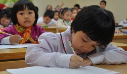 Cô giáo cực đoan hay quy định 'trên trời'?