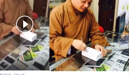 Clip 'lạ' về review iPhone 6 tại cửa hàng