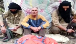 Một người Pháp bị phiến quân Hồi giáo chặt đầu