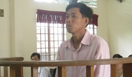 Tăng hình phạt thầy giáo cưỡng dâm học trò lên 4 năm tù