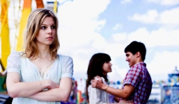 Trị chồng trăng hoa