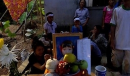 Thầy giáo nghẹn ngào nói về bé lớp 3 ngã xuống kênh chết thảm vì đói