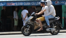 Vì sao kẻ khống chế nữ sinh phải 'giả gái' rời hiện trường?