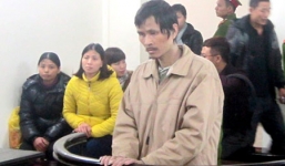 Nỗi cay đắng của người vợ trẻ có chồng cuồng ghen