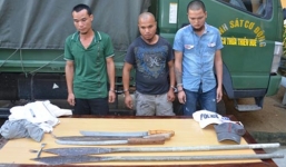 Đâm chém điên cuồng trong quán bar, nhiều người bị thương