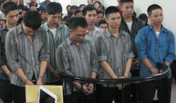 Gắn camera dưới bát lừa được hàng trăm triệu